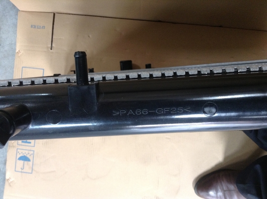 Pneumatic Plastic Radiator Tank With Durability And Universal Compatibility